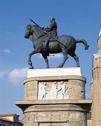 Donatello, Monumento equestre al Gattamelata, 1453