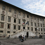 Piazza dei Cavalieri, Palazzo della Carovana (Presently - University)