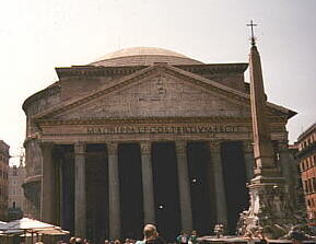 Piazza della Rotonda - Pantheon