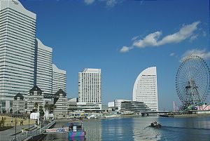 Right: Yokohama Grand Intercontinental Hotel and the Ferris Wheel
